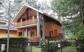 Lo Chalet Della Antica Locomotiva
